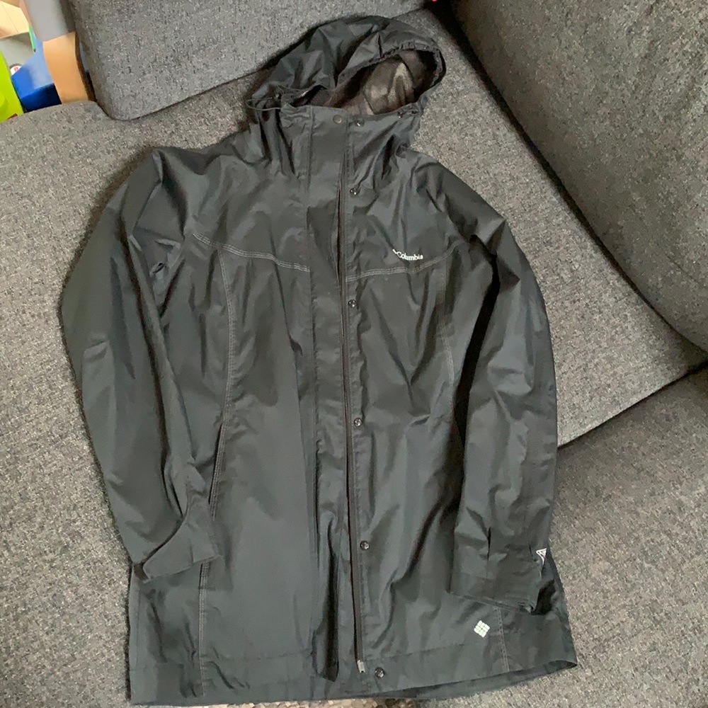 Columbia rain/wind jacket